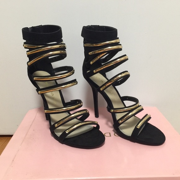 Wild Diva strappy heels - Picture 3 of 5